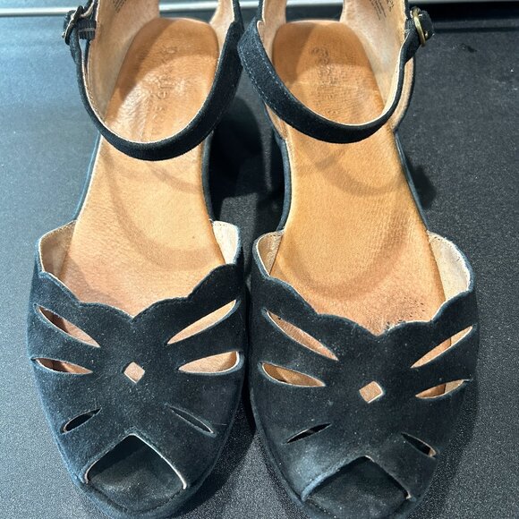 Gentle Soles by Kenneth Cole Black Flats Size 8 - Picture 1 of 5